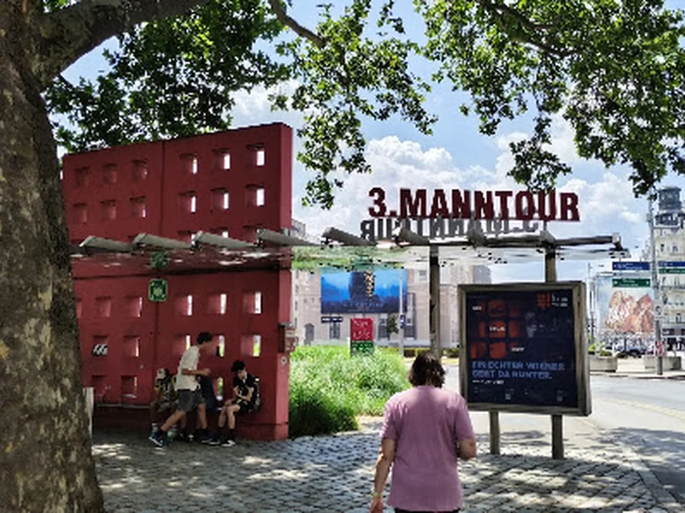 3. Mann Tour