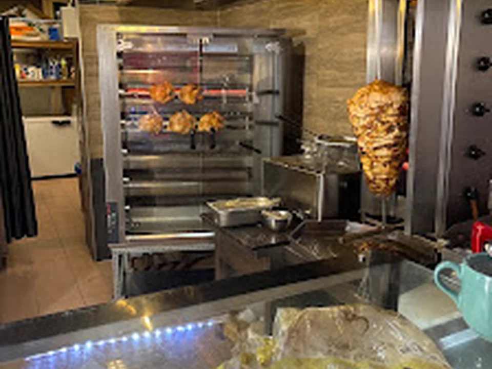 مطعم الاسمر Alasmar Restaurant