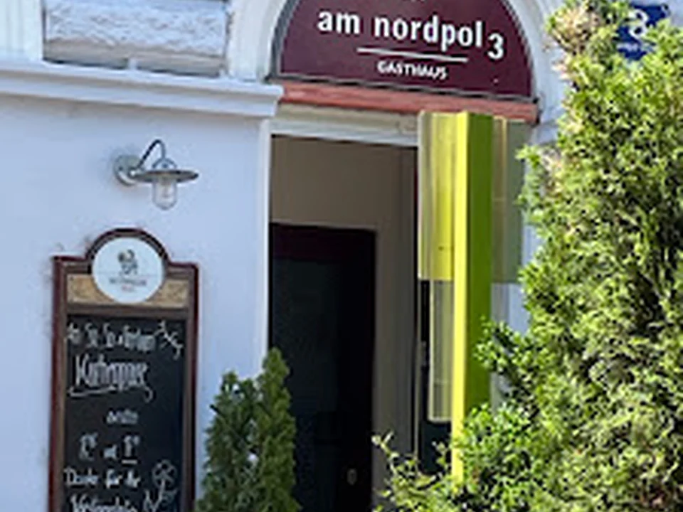Am Nordpol 3