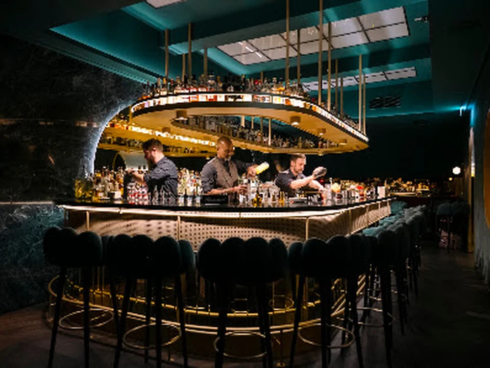 Barfly's