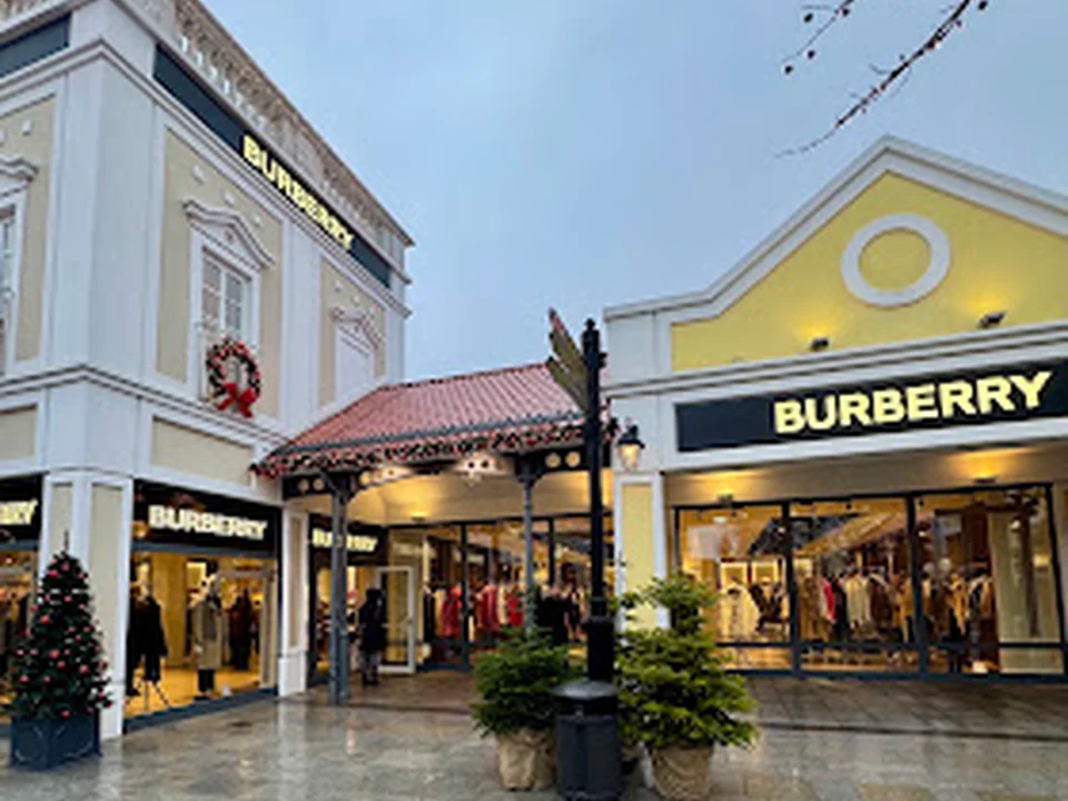 Burberry Outlet