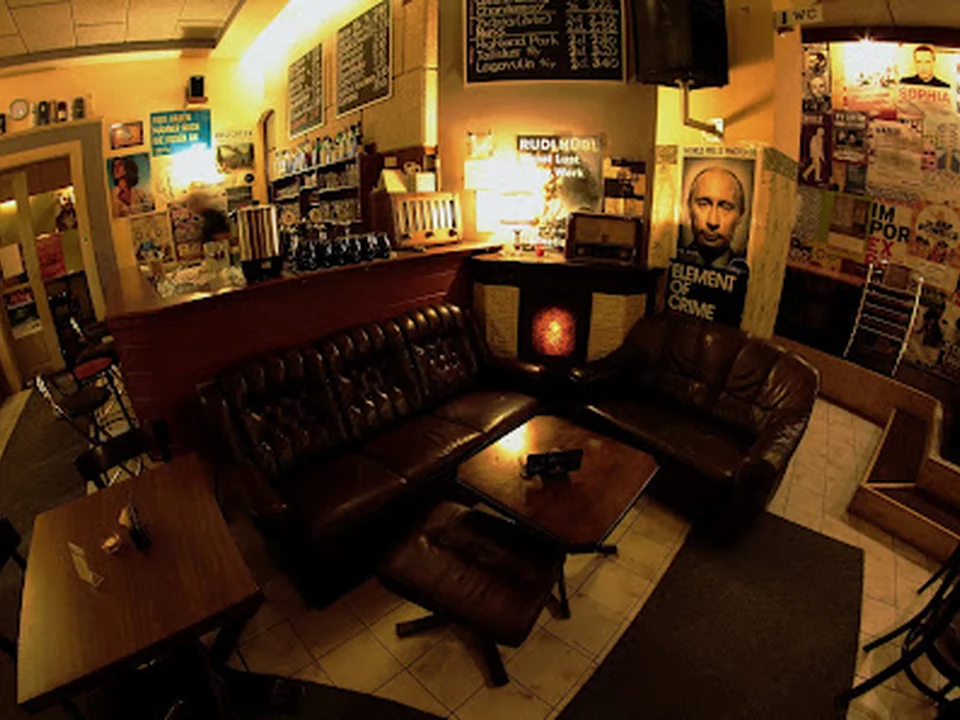 Café Clash