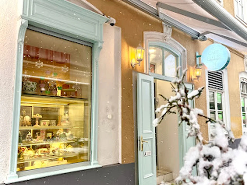 Cafe Fleuri