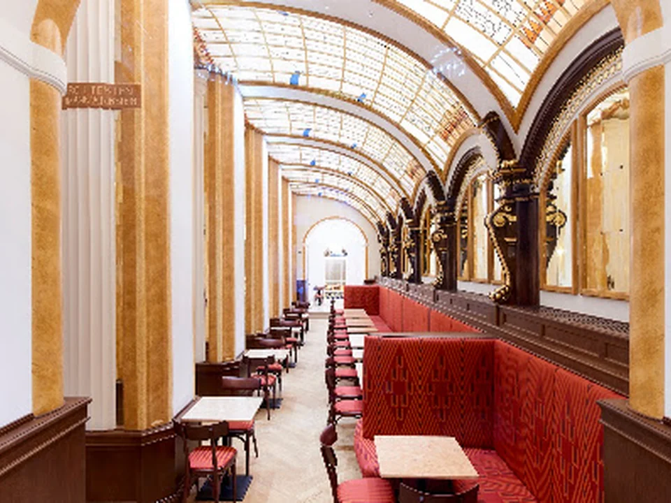 Café Konditorei Sluka - K.u.K. Kaffeehaus in Wien