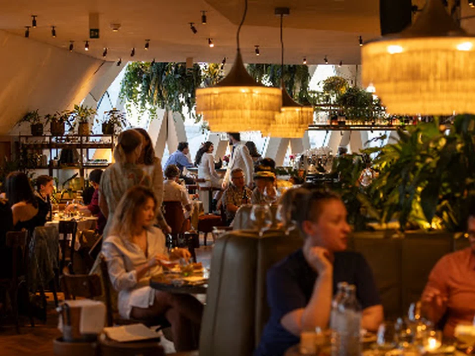 Foto de CHEZ BERNARD Restaurant et Bar