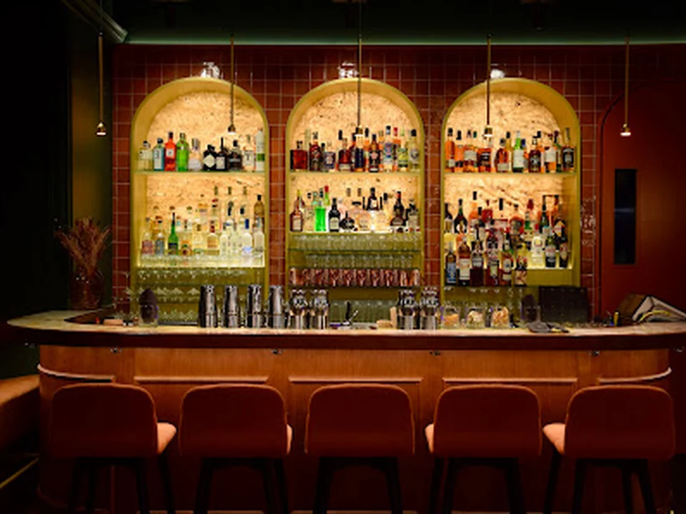 CINCO American Latin Bar