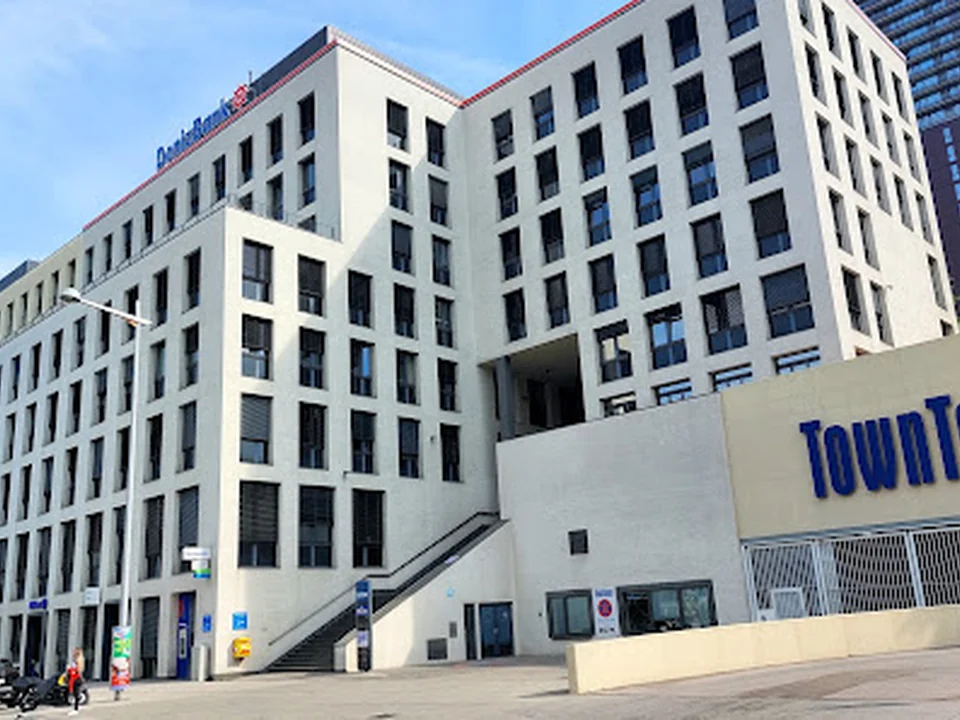 DenizBank AG - Zentralfiliale