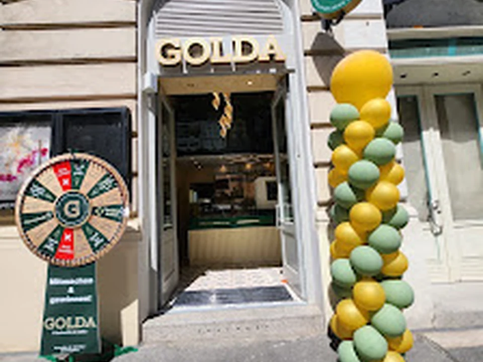 GOLDA - The Kosher Ice Cream & Coffee Shop Boutiqe