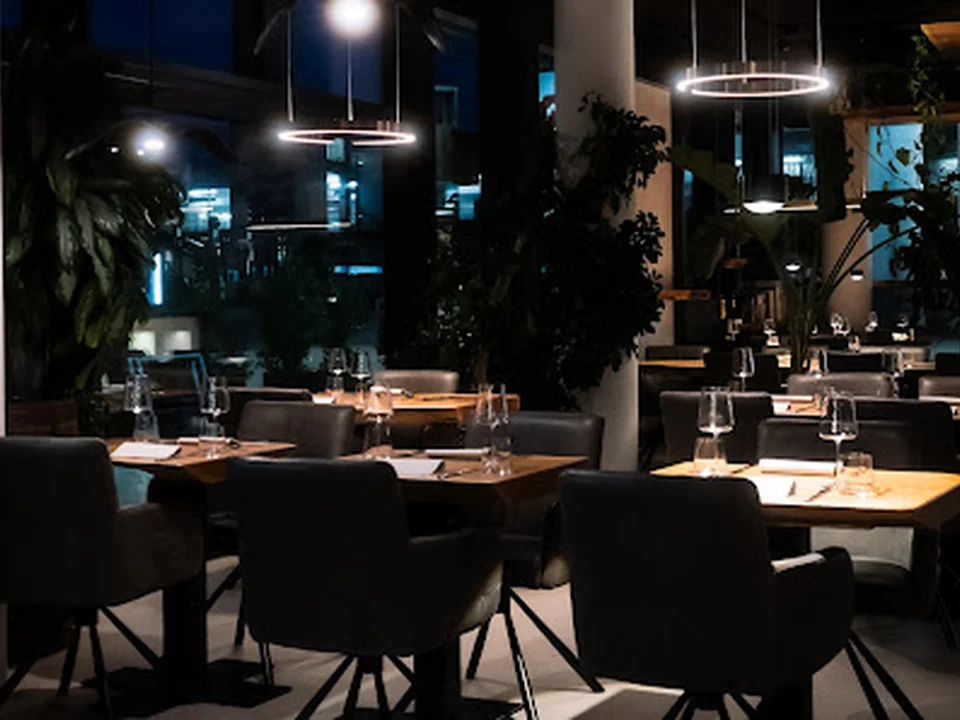 HEAT - Restaurant & Grill