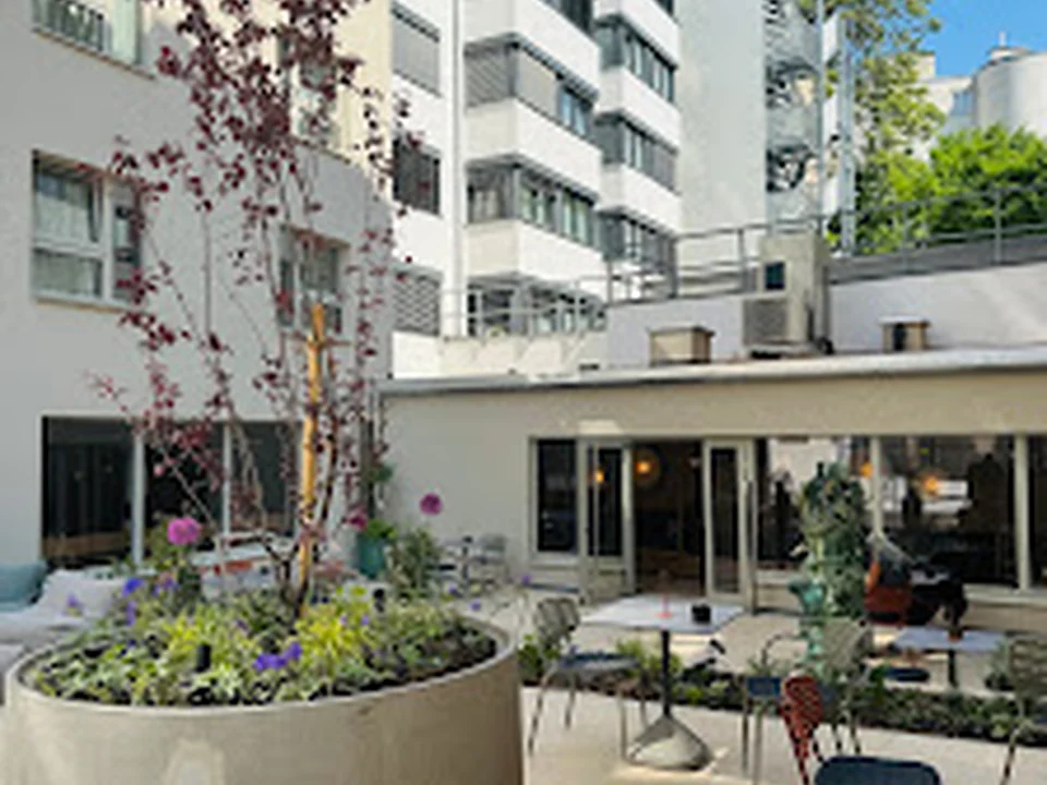 Hotel Schani City
