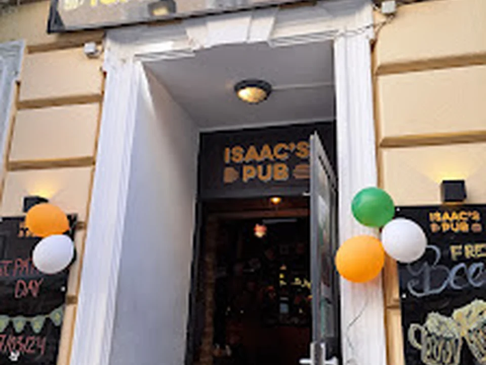 isaac's pub