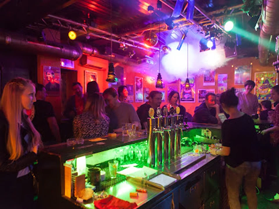 Jetzt Bar+Entertainment