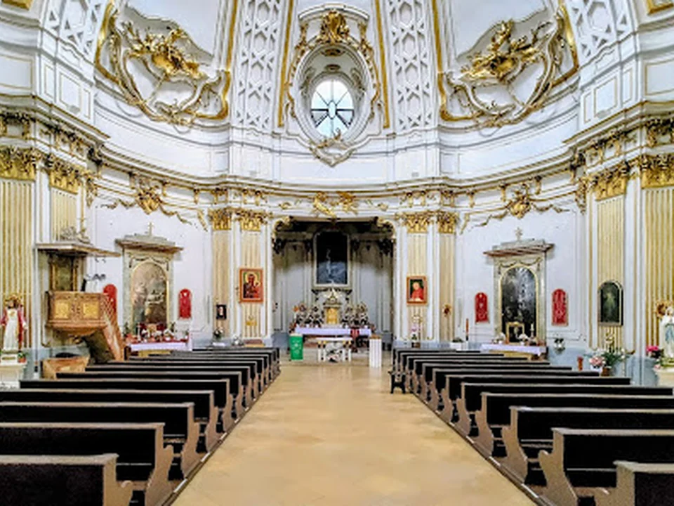 Kirche Zum Hl. Kreuz (Gardekirche)