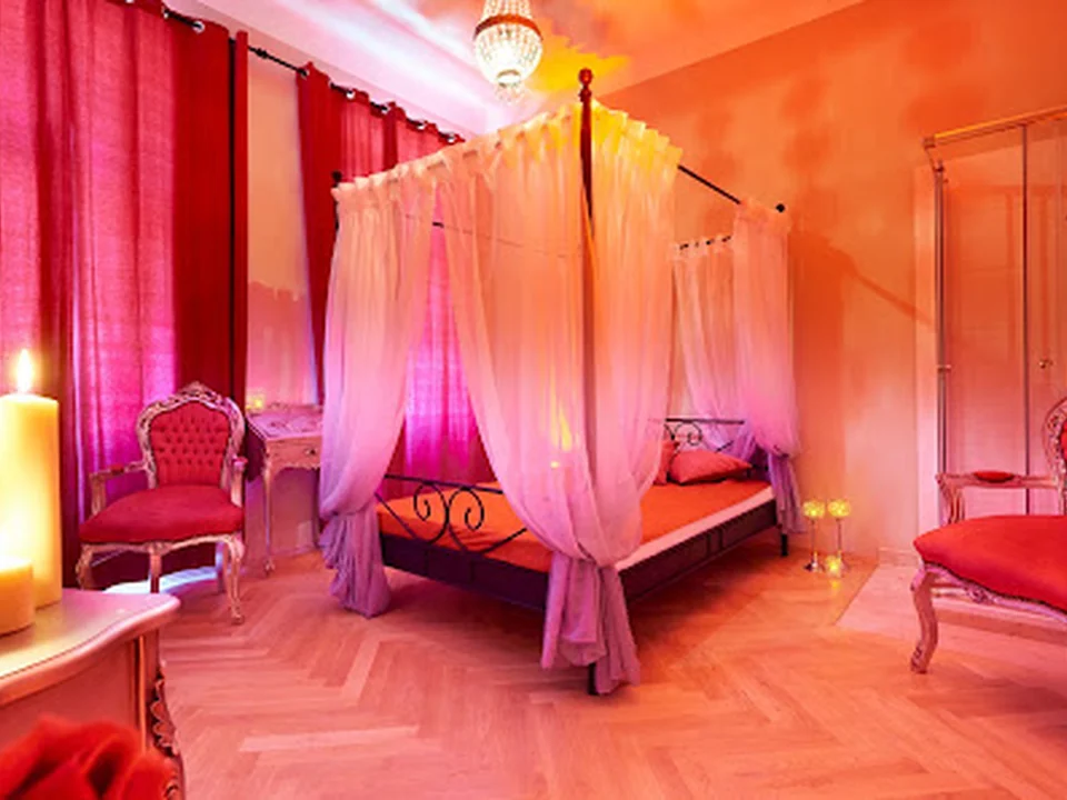 Foto de Laufhaus Wien Erotische Massage Wien - Studio Benessere - Vienna Thai Massage, Asia Massage, Massage Studio Wien