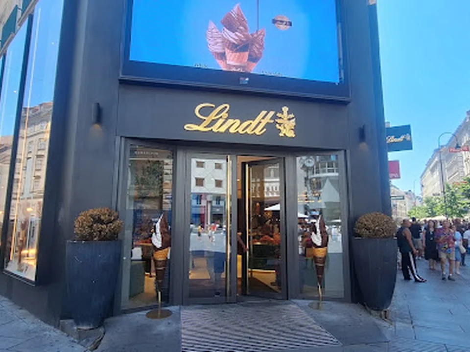 Lindt Chocolate Boutique