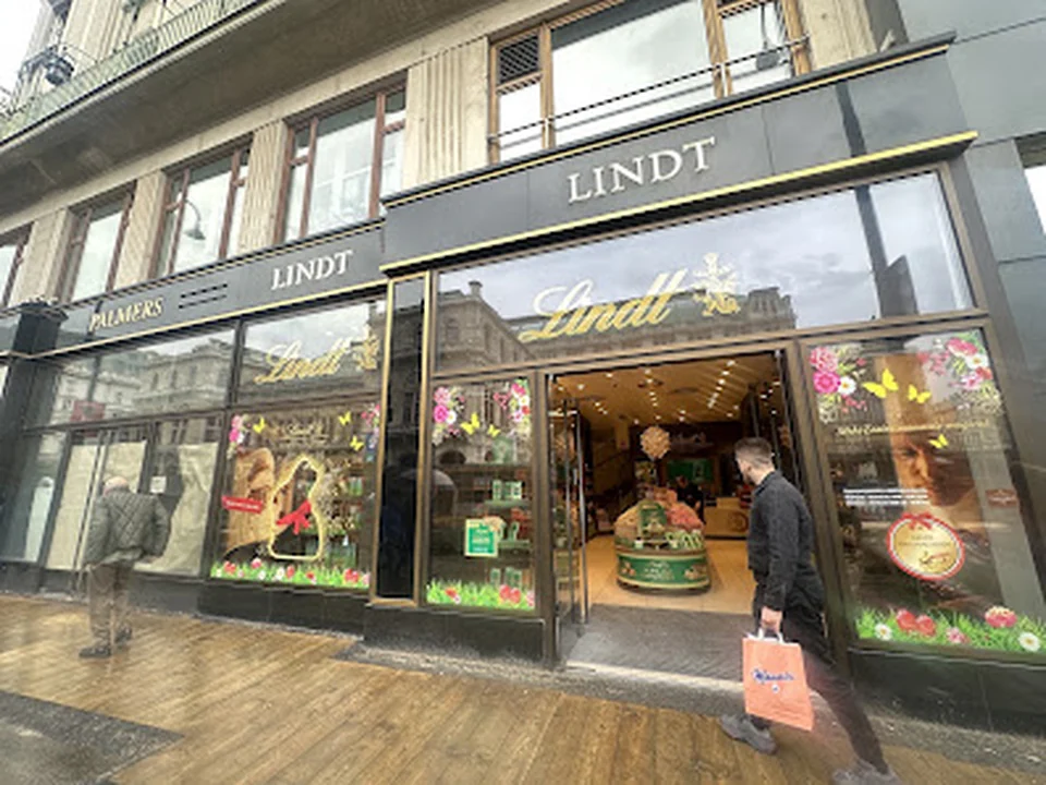 Lindt Schweizer Maître Chocolatier