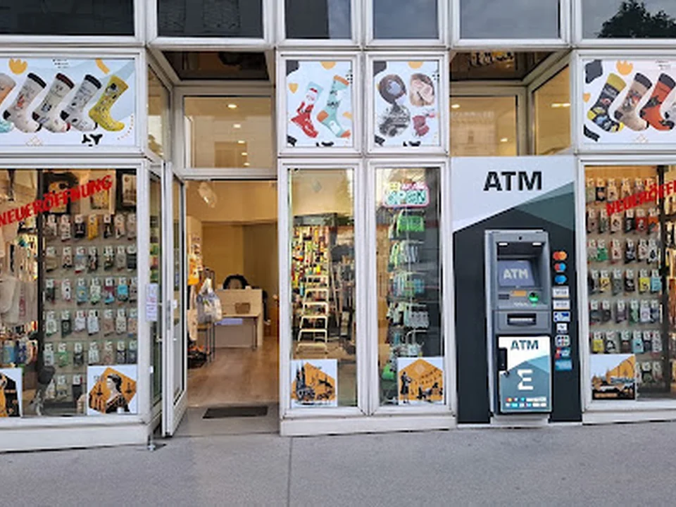Lucky Present Shop