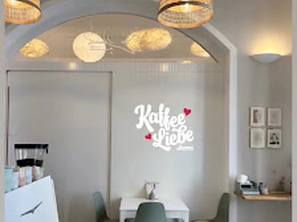 Mamalipa Coffee Bar & Babylounge