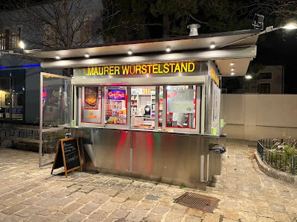 Maurer Würstelstand 🌭🍺