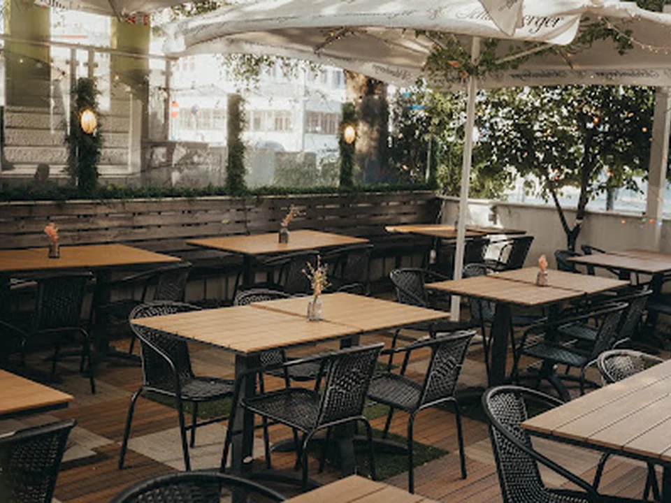 MeiMei Sushi Bar | Contemporary Kitchen