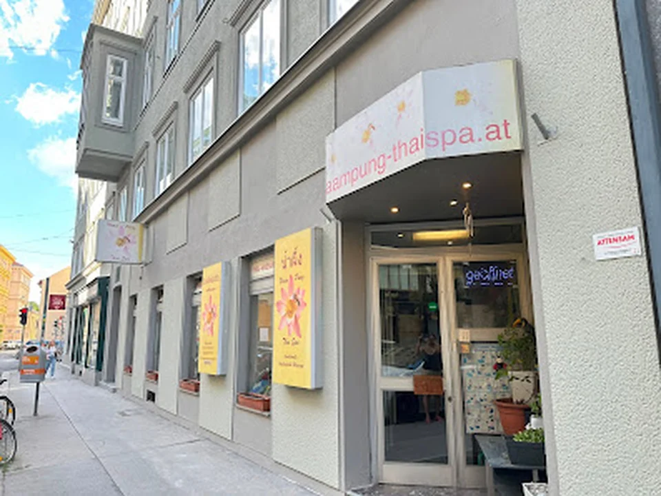 Naam Pueng Thai Spa