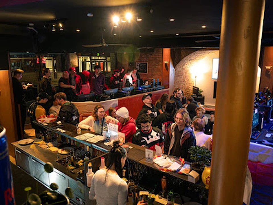 Open World - eSport Eatery & Bar