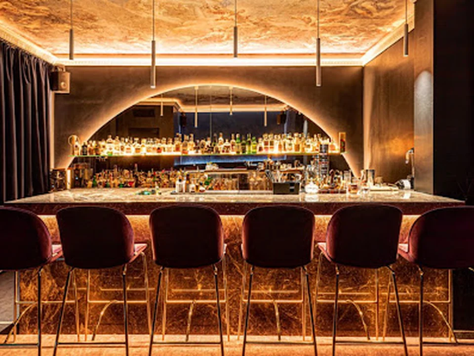 Plus43 | Speakeasy | Cocktail Bar