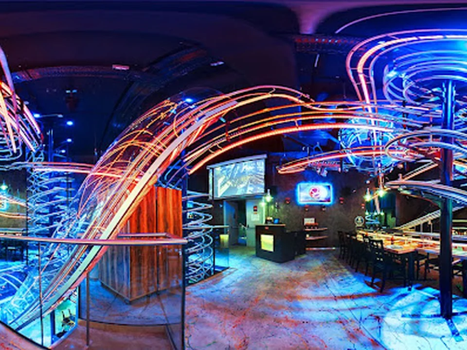 ROLLERCOASTERRESTAURANT Vienna