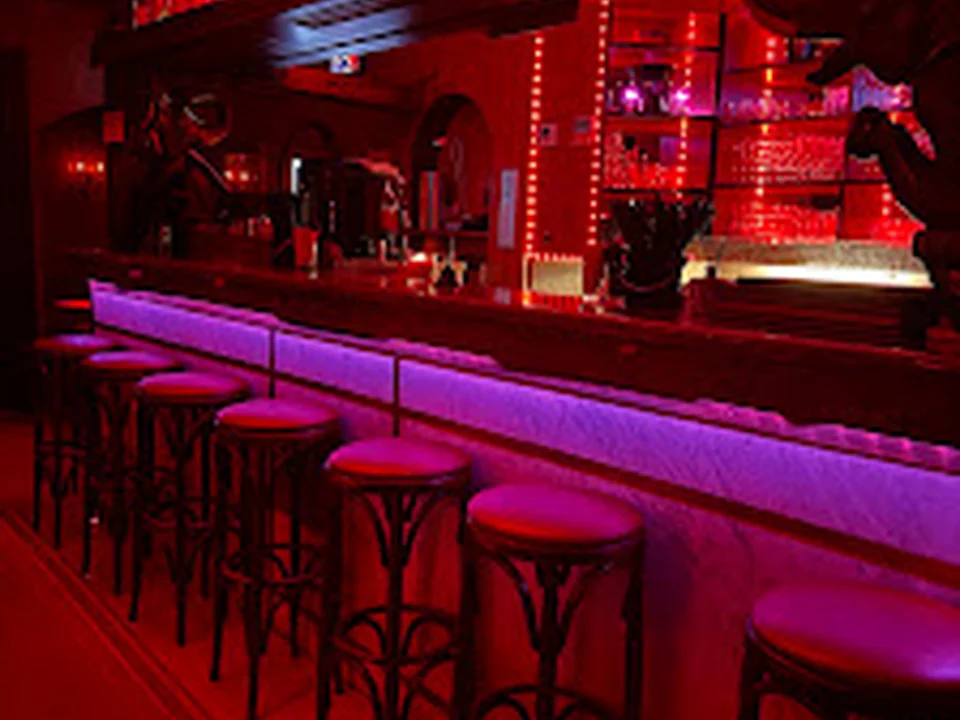 Romantic Bar