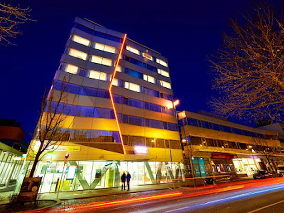 Simm’s Hotel