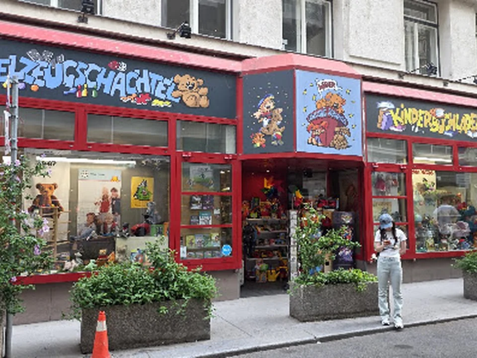 Foto de Spielzeugschachtel Wien – Kinderbücher & Spielwaren