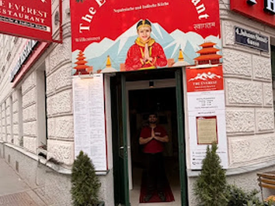 The Everest Restaurant (Nepalese & Indian Cuisine)