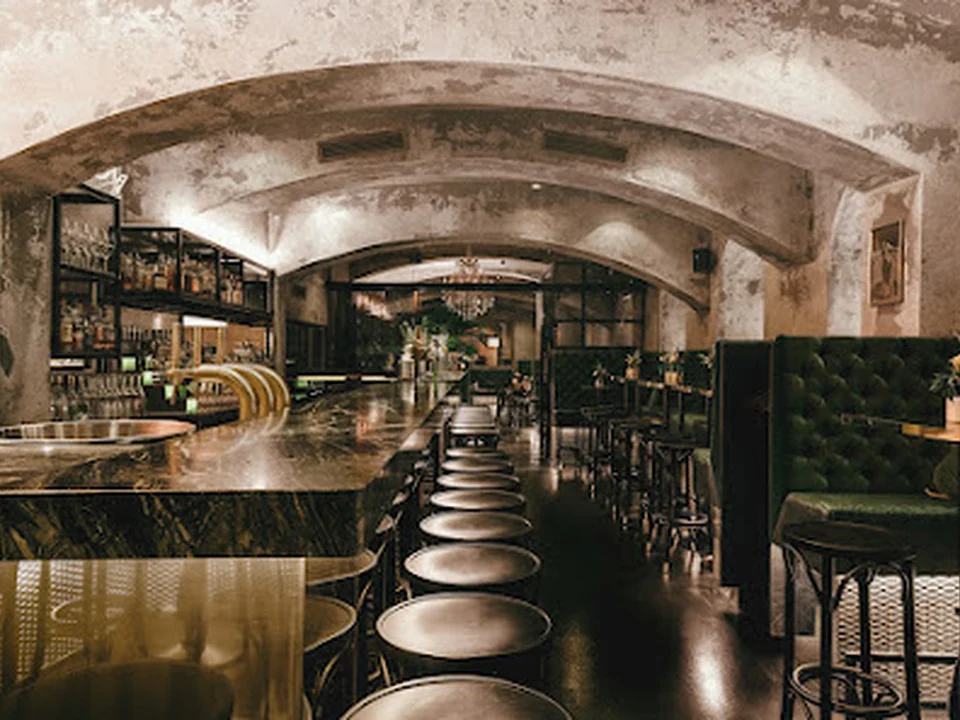 THELL | Restaurant & Bar
