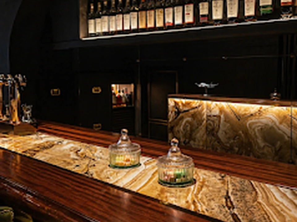 Tür 7 - Boutique Bar - No garnish. Only balance.