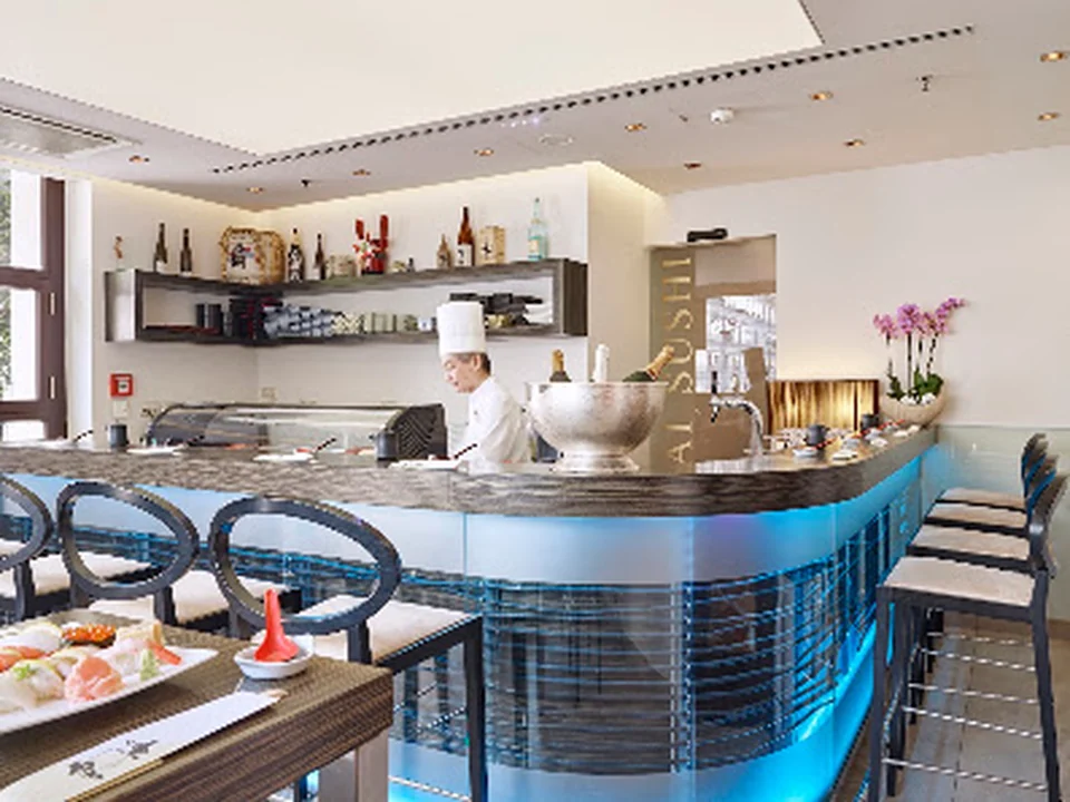 Unkai Bar & Sushi