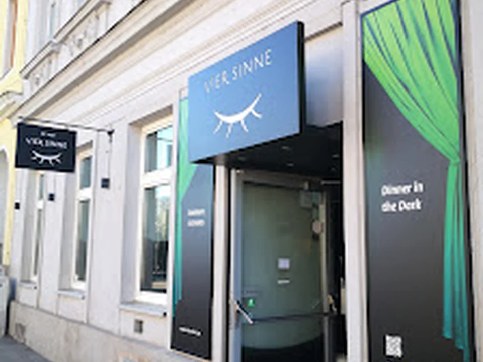 VIER SINNE | Dinner in the Dark | Lunch | Brunch