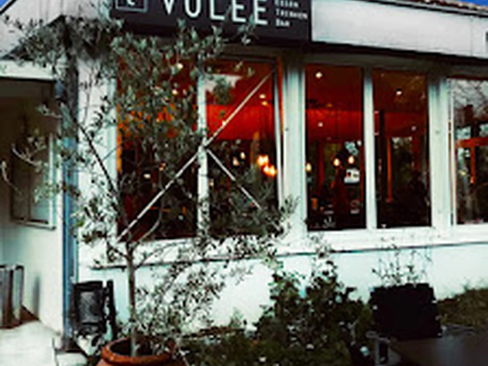 VOLEE im WAC - Restaurant • Events • Bistro • Cafe