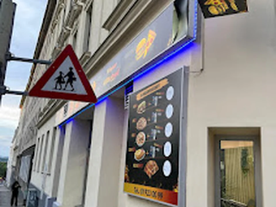 Wiener Laziz Food
