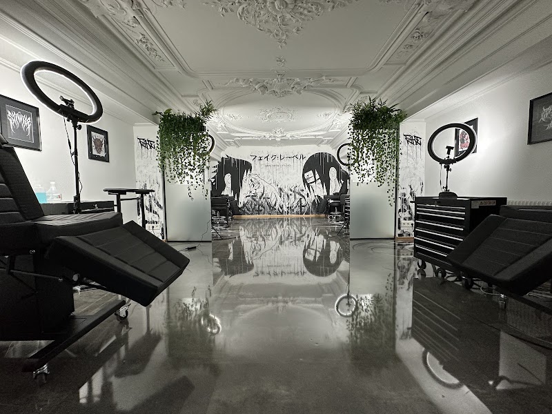 Fake Tattoo Studio (Real Tattoos only), Vienna