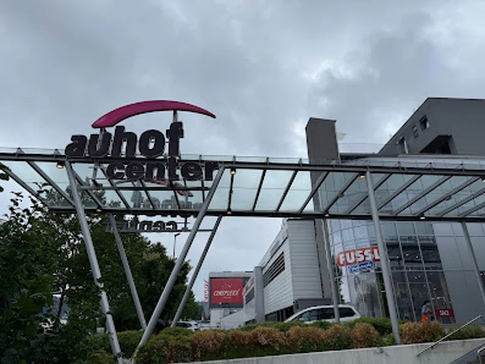 Auhof Center, Vienna