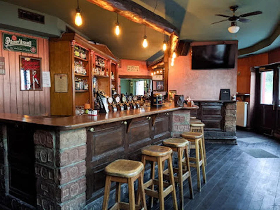 The Oak, Vienna