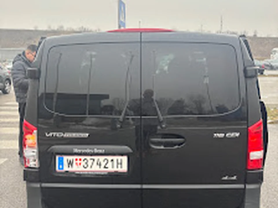 Hertz/Dollar/Thrifty Car Return - Vienna Airport