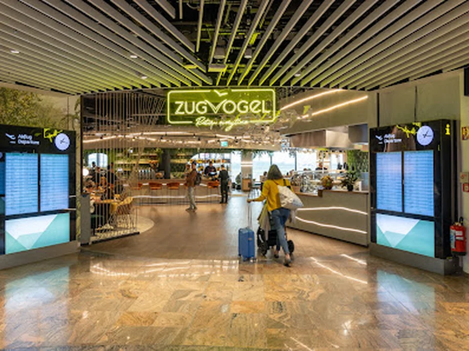Zugvogel - Vienna Airport