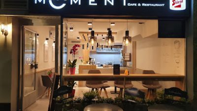 Moment Cafe and Restaurant